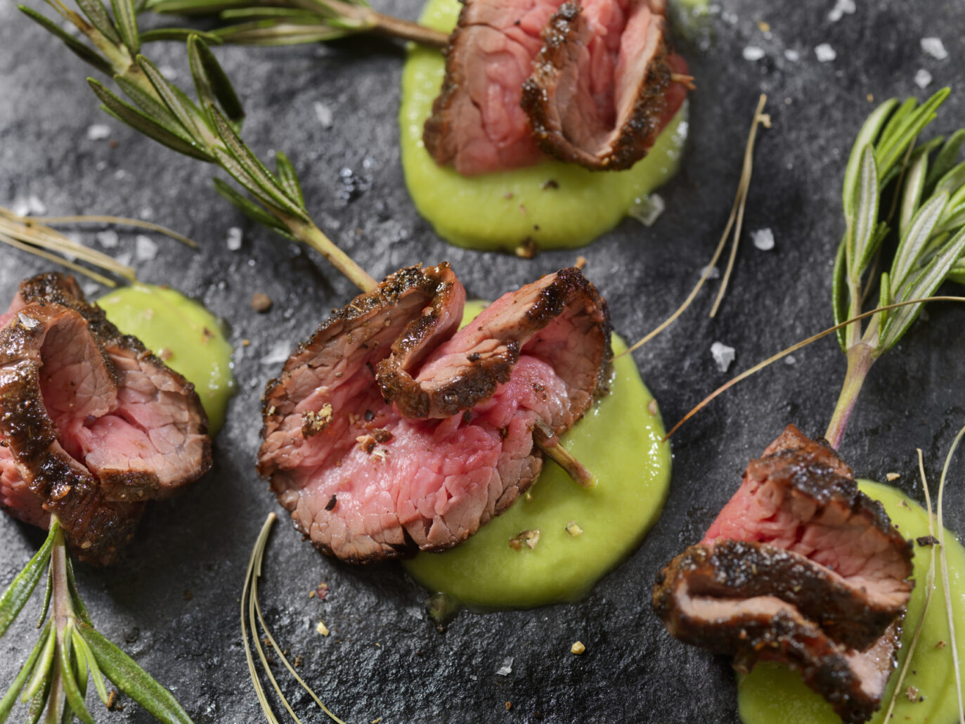 The Ultimate Guide to Steak Seasoning Combinations and When to Use Them During Cooking 3